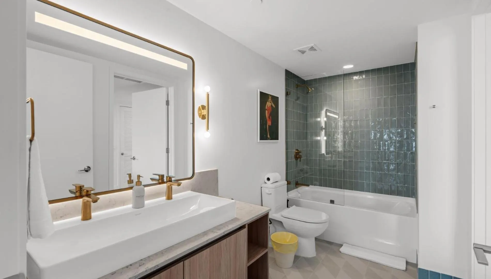 Modern 1br With Breathtaking Views Heart Of Downtown * ميامي