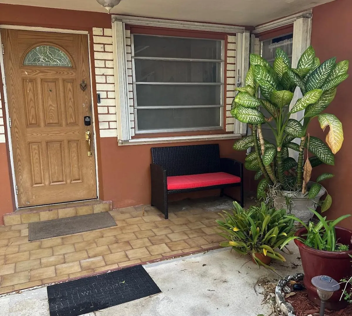 Apartment Private Sleep Pod Near Mia *