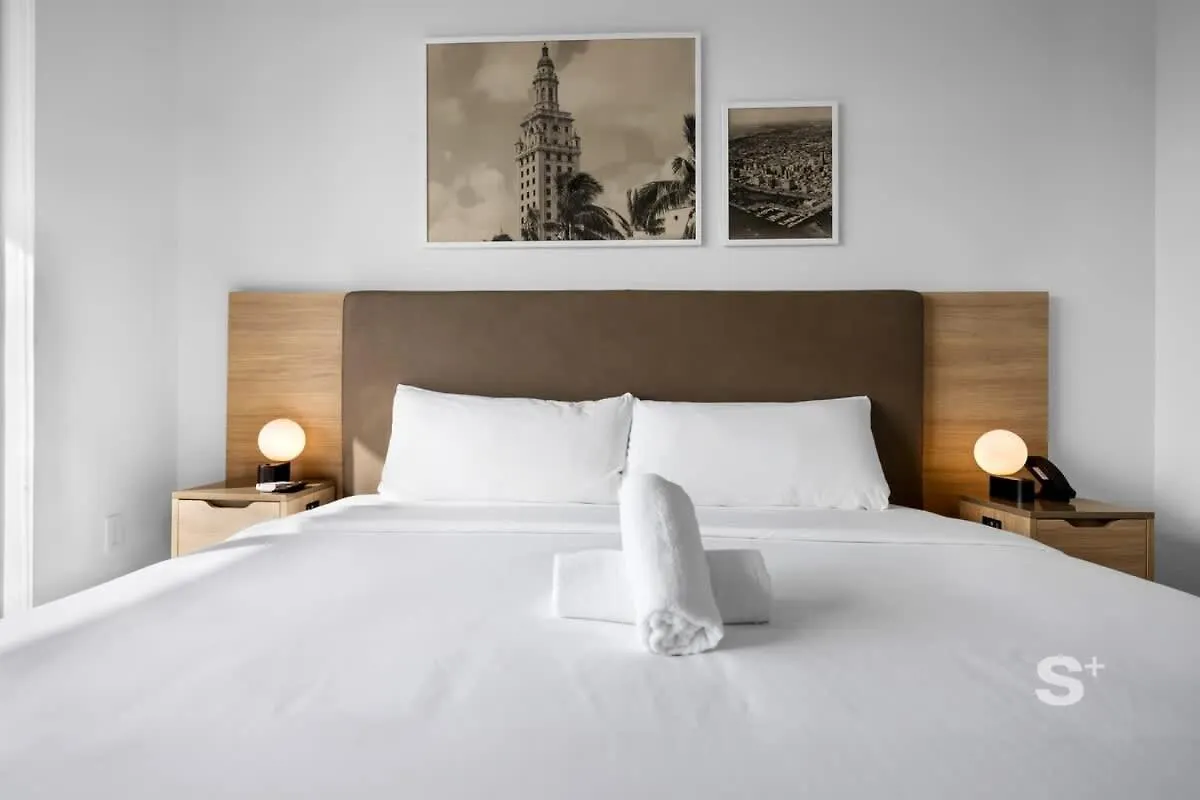 Apartamento Luxe 1-br With Stunning Downtown Views