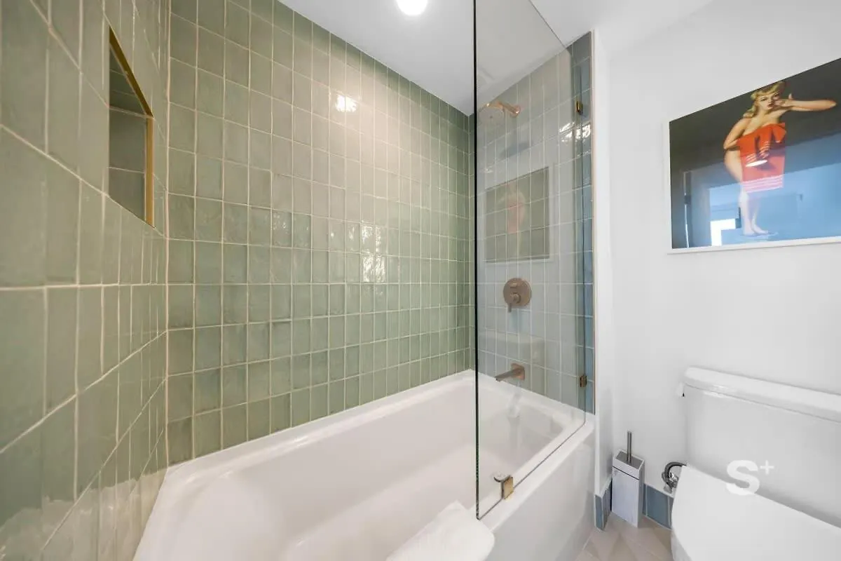 Luxe 1-br With Stunning Downtown Views Miami