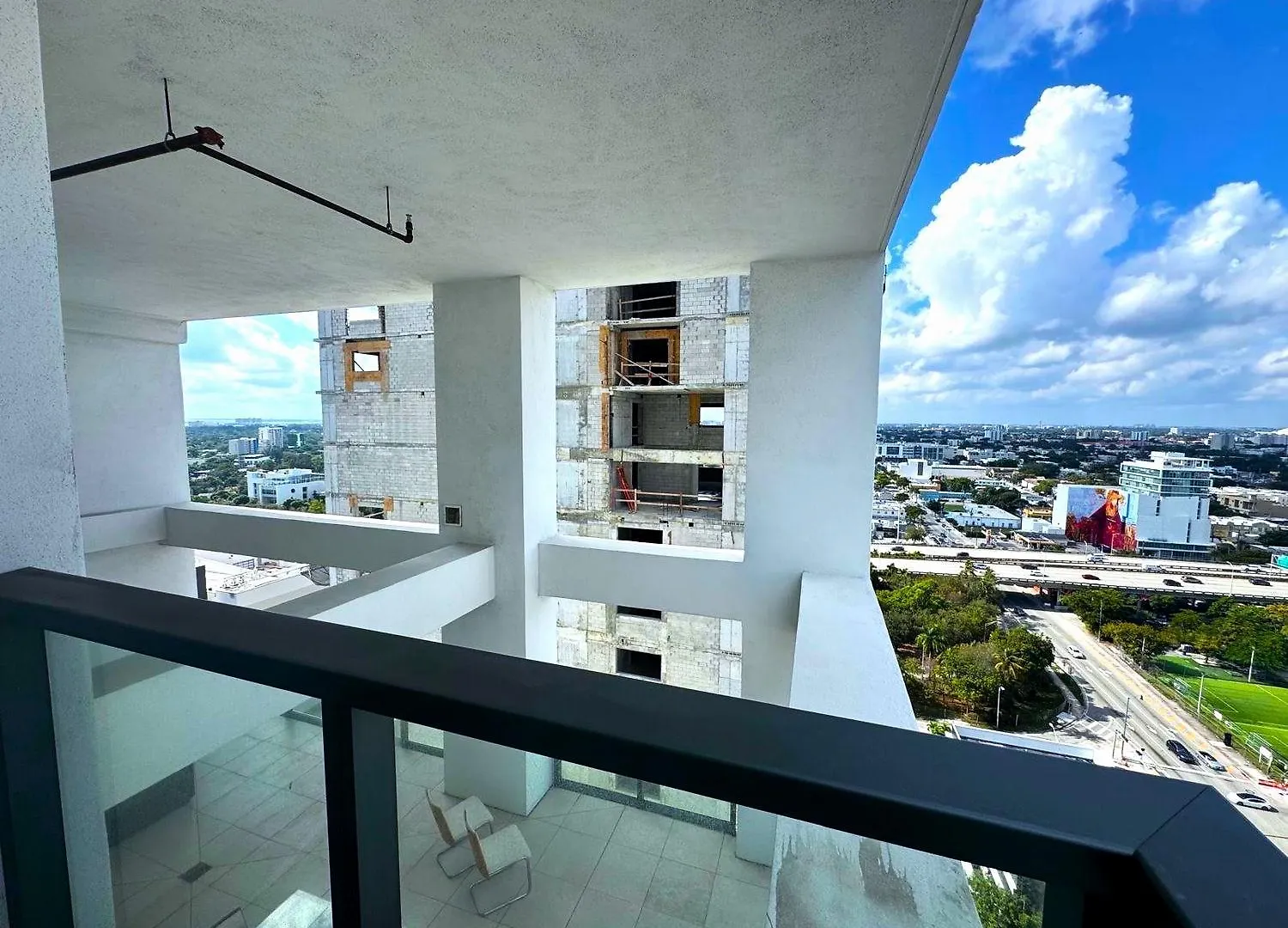 דירה Prime Location: Luxury At Brickell מיאמי