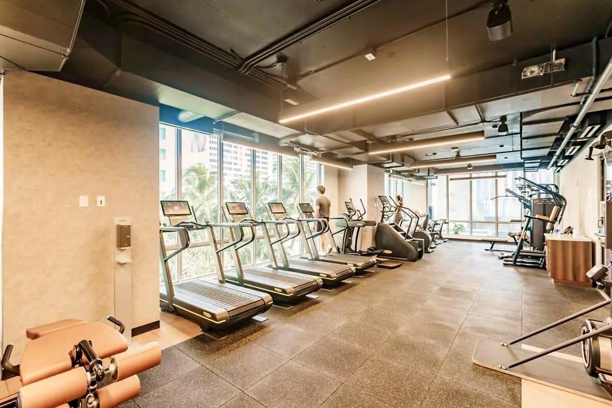 Exclusive W Beautiful Views And Full Amenities!