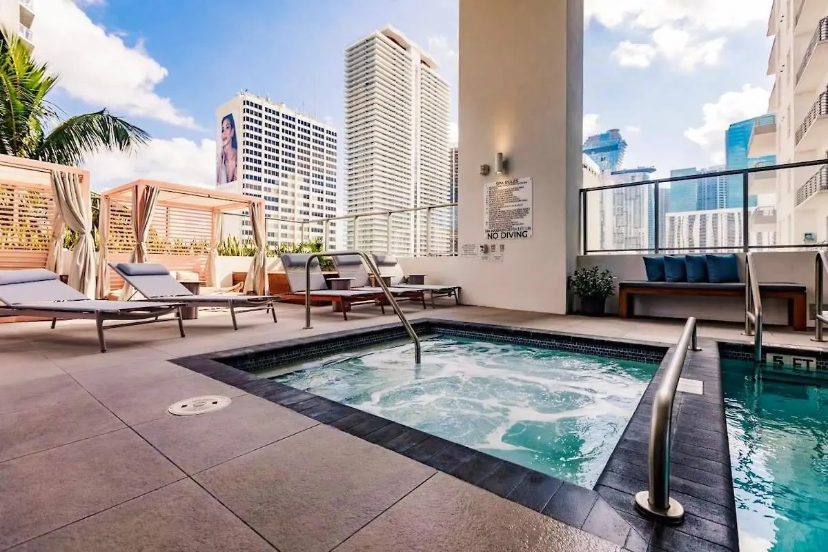 Exclusive W Beautiful Views And Full Amenities! Miami