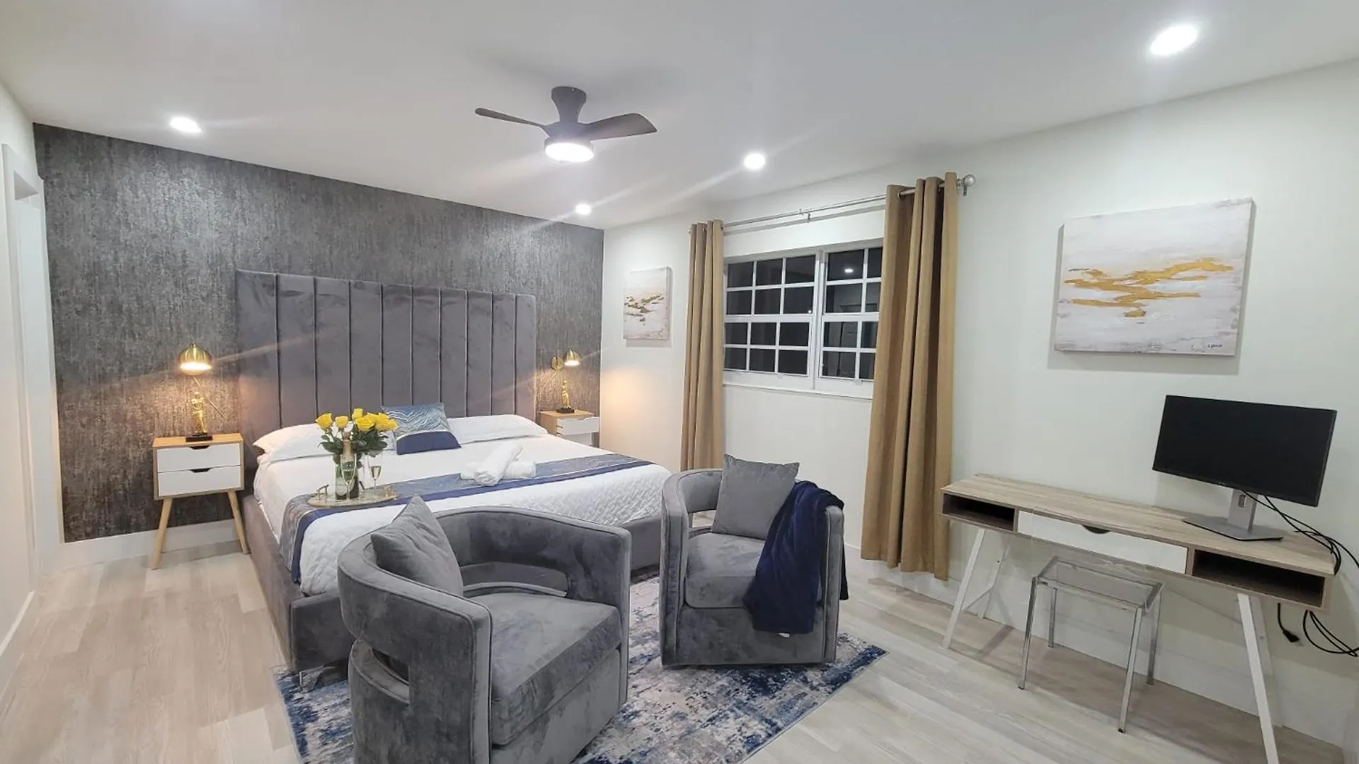 Majestic Lion 11bd Heated Pool Games Bbq Villa
