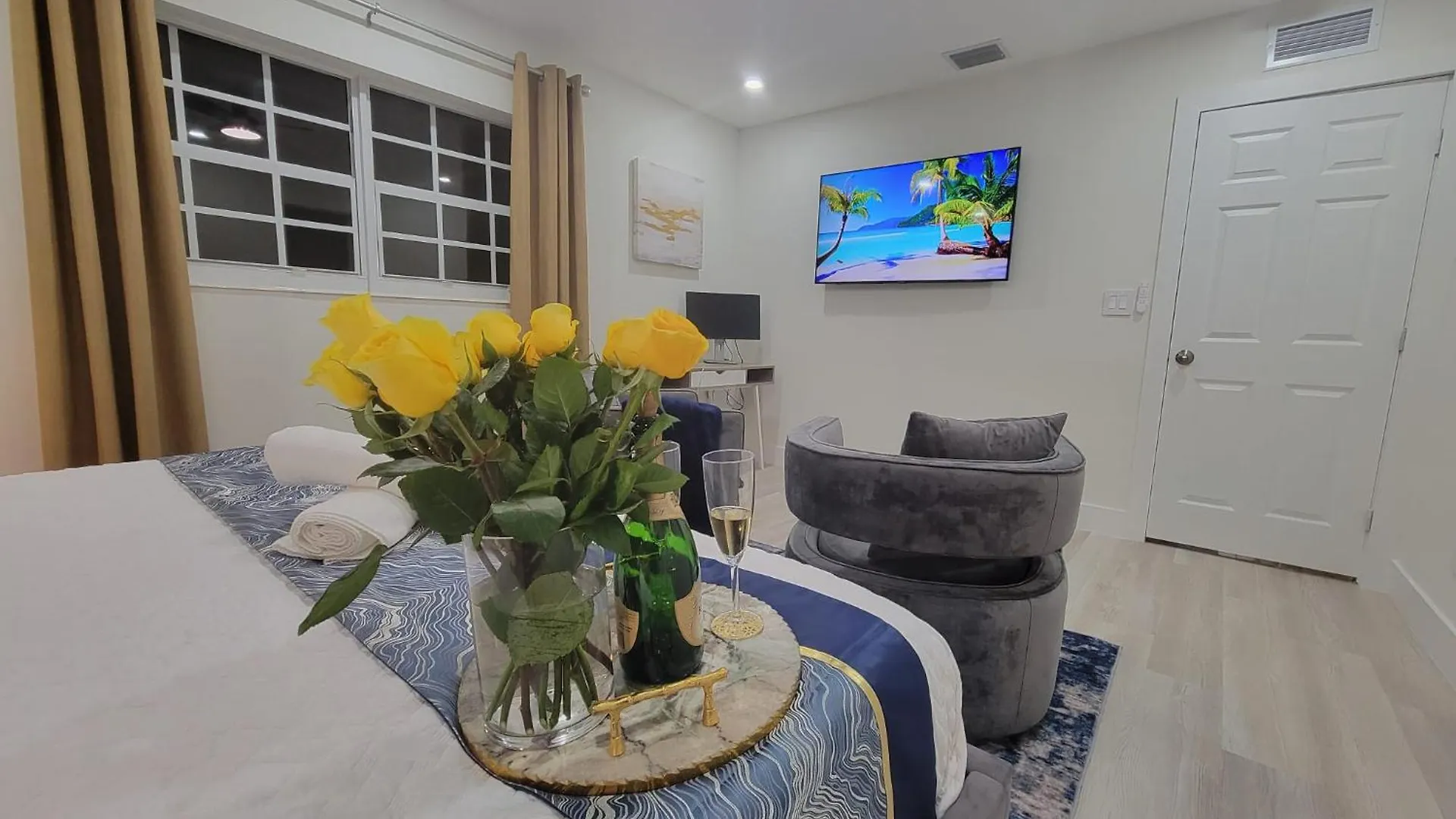 Majestic Lion 11bd Heated Pool Games Bbq Villa *