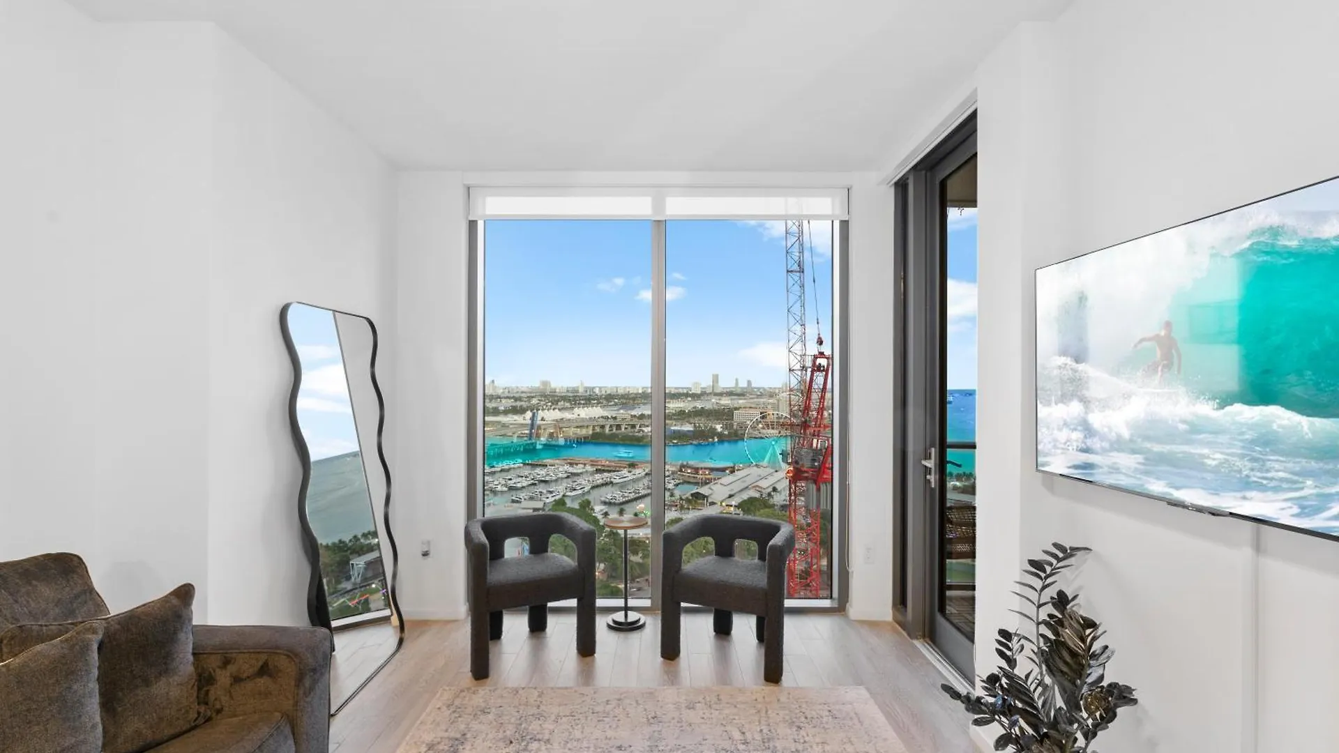 Beautiful 2 Beds, 2 Bath Apartment