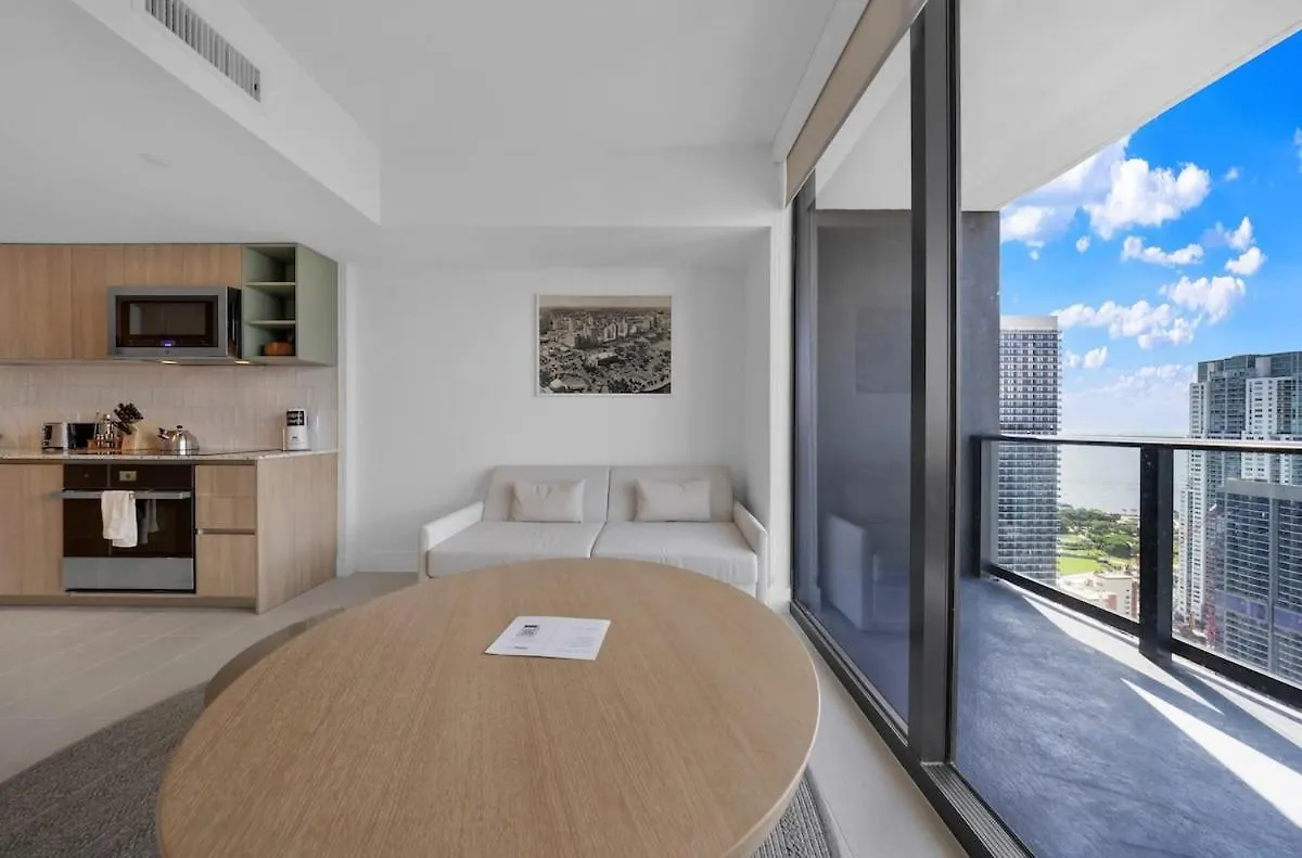Apartament Skyline Escape Sleek 1br With Downtown Charm *