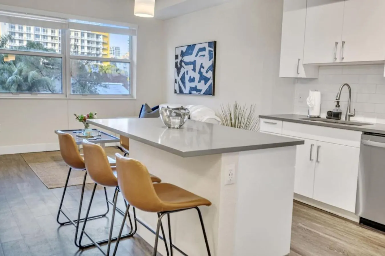 Lägenhet Trendy One Bedroom Getaway Steps From Biscayne