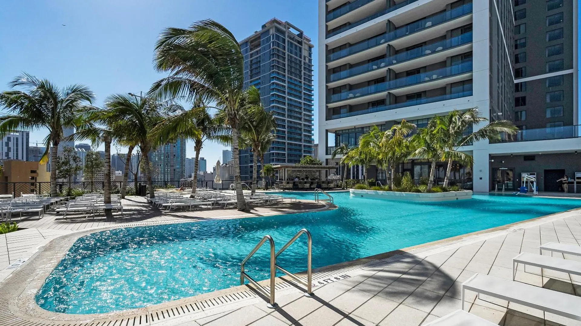 37th Floor - 1bdrm Unt Amazing View At Downtown