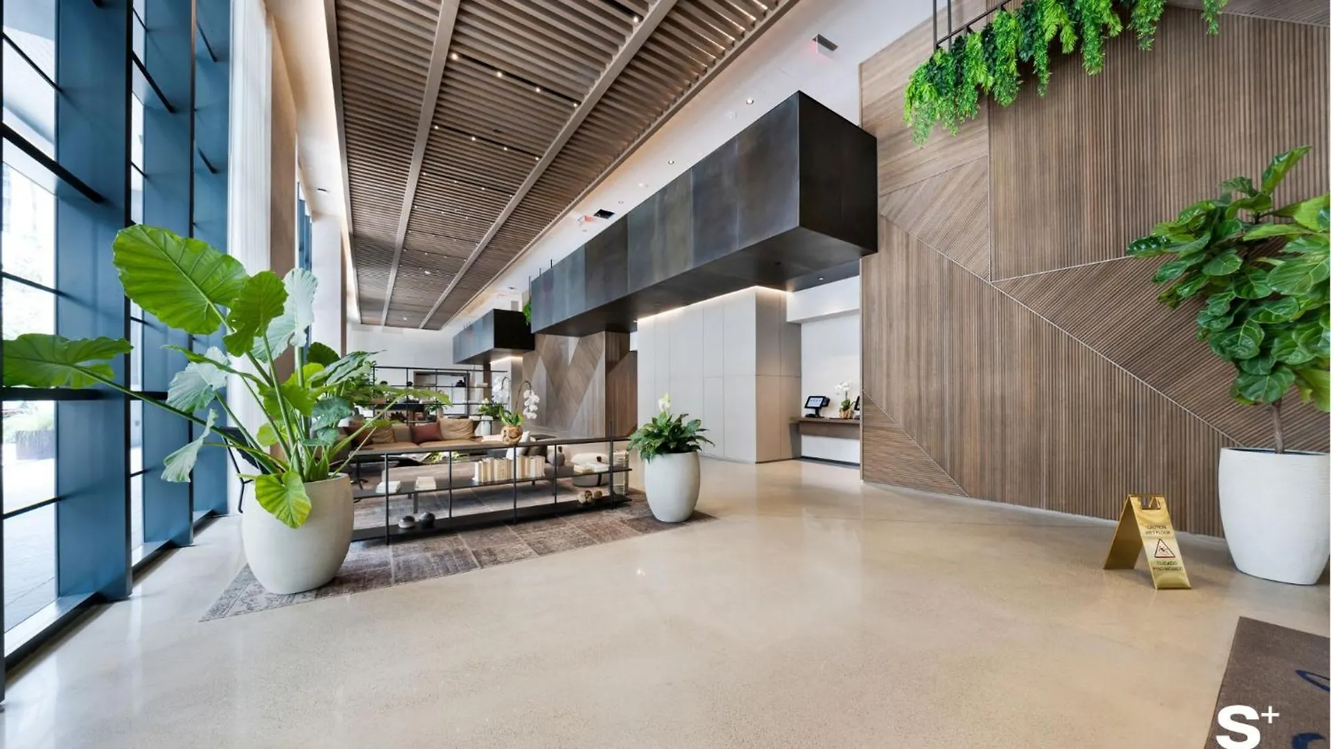 Luxury 1-br Ph With Breathtaking Downtown Views Miami