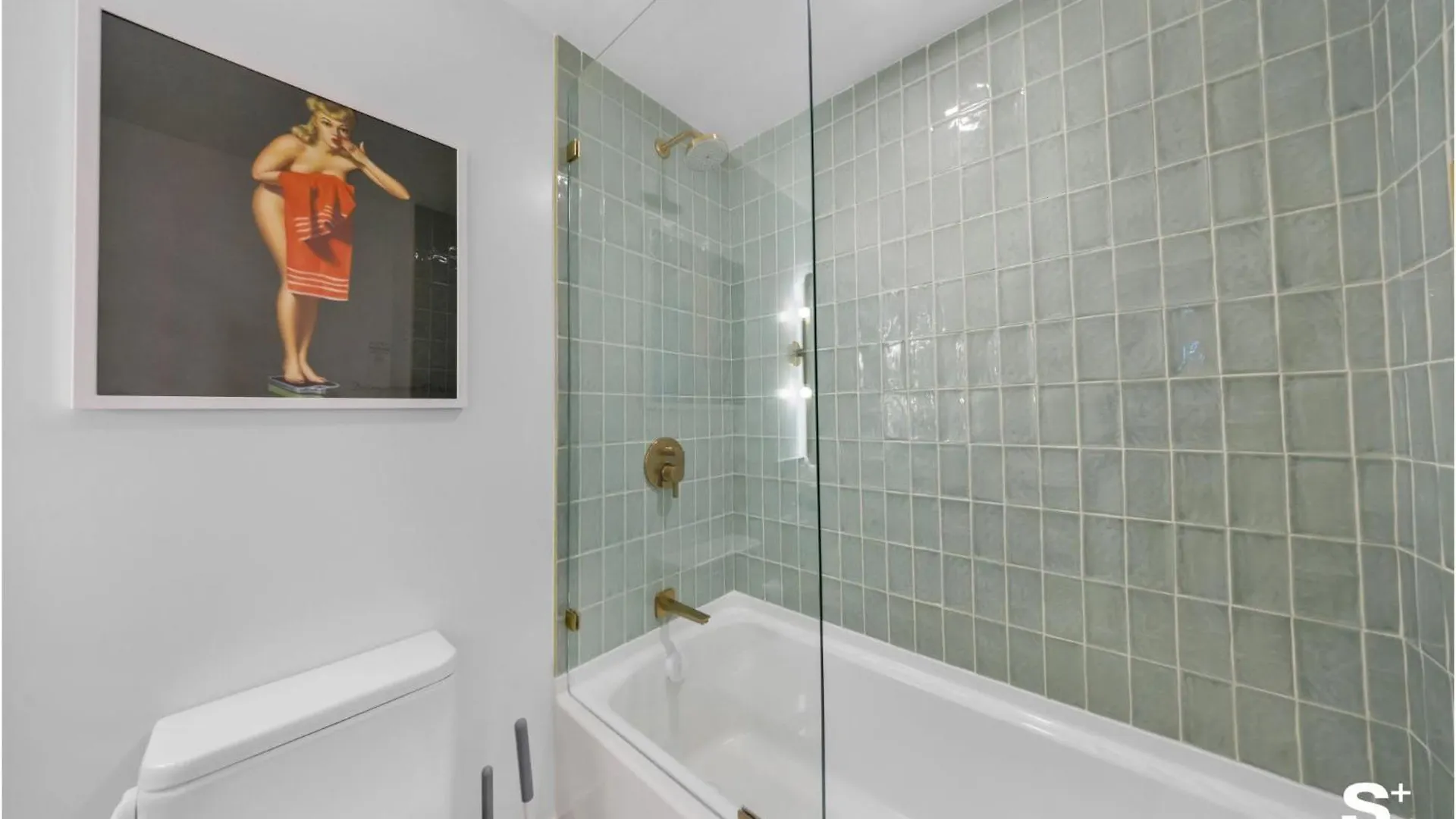 Elegant Downtown Living 1br With Views Miami