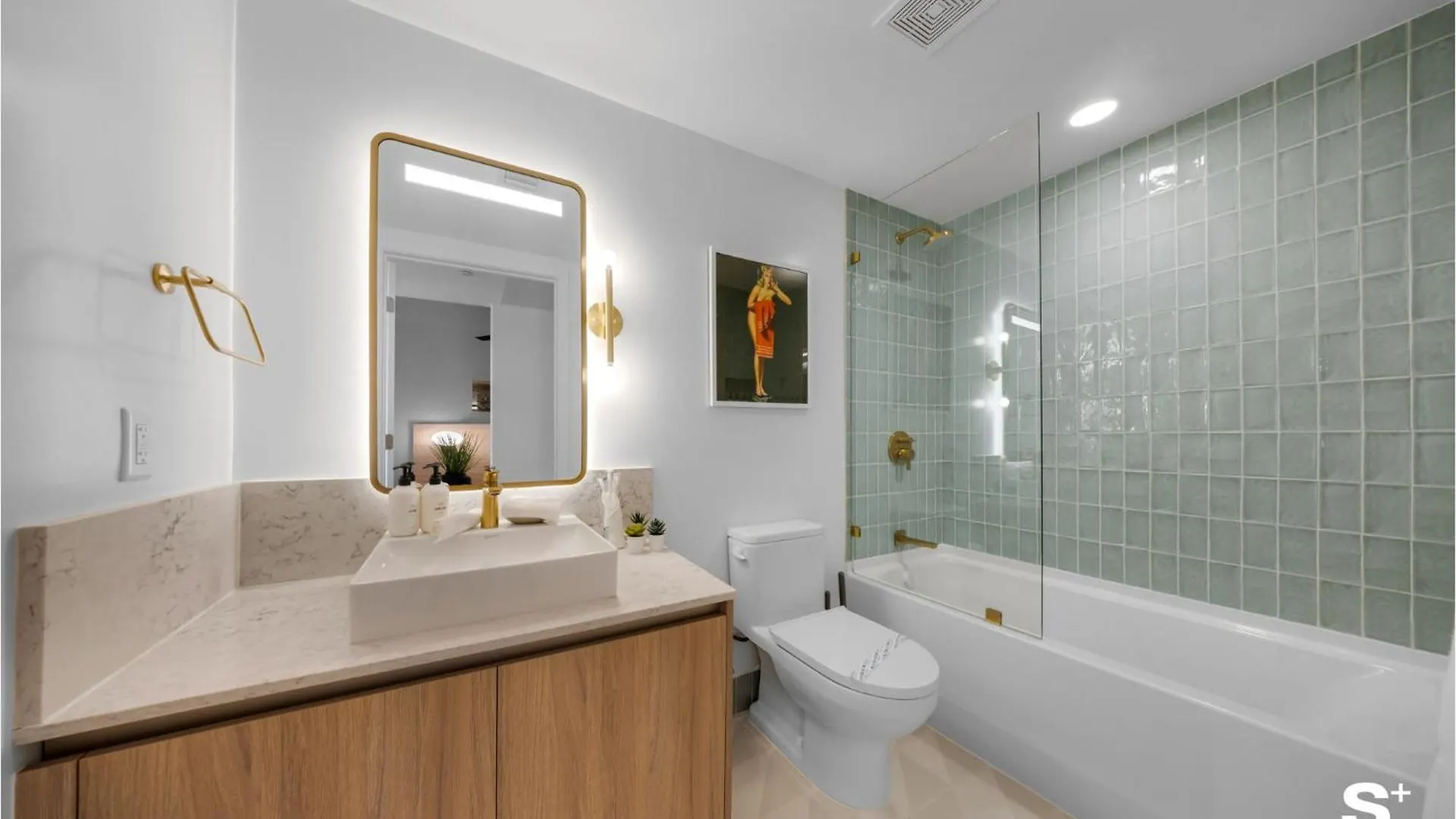 Apartment Elegant Downtown Living 1br With Views Miami