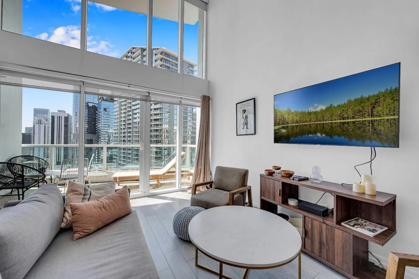 Iconic 1br Loft Brickell-waterviews Apartment *