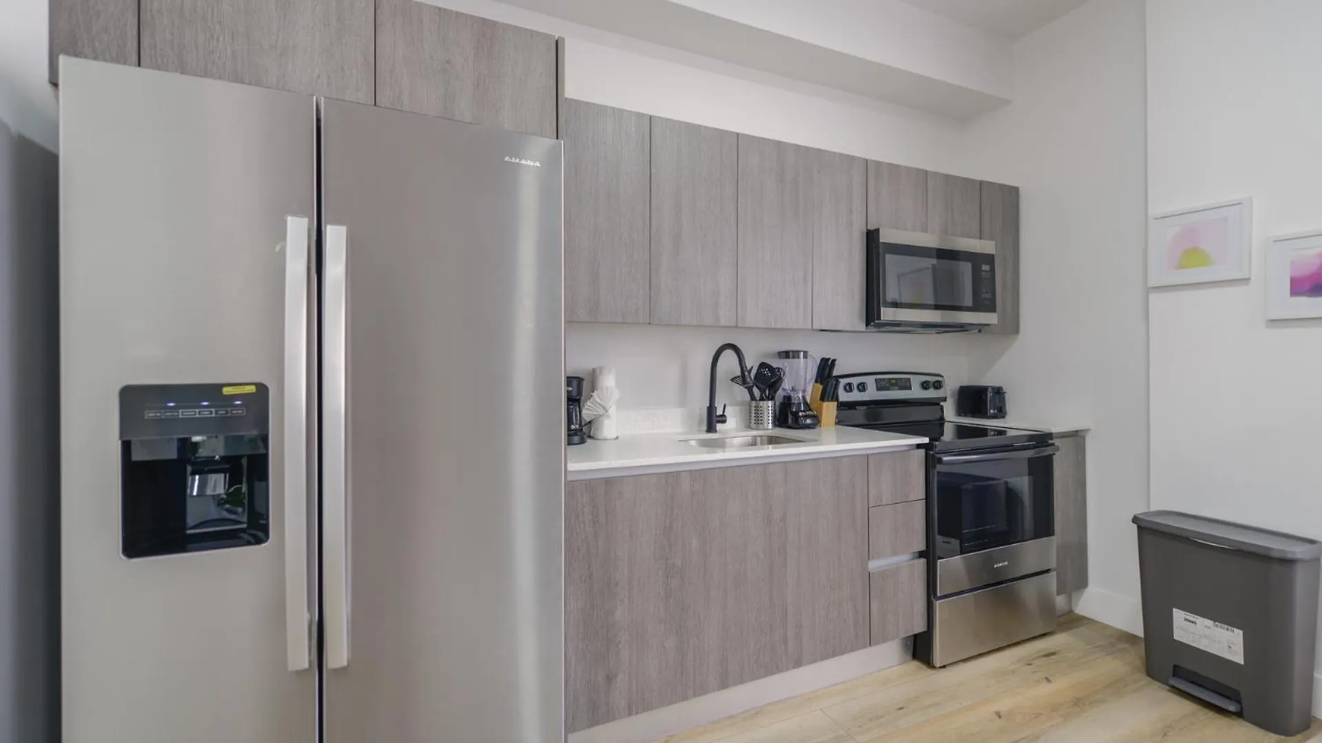 Charming Near To Stadium Loandepot Park Appartamento