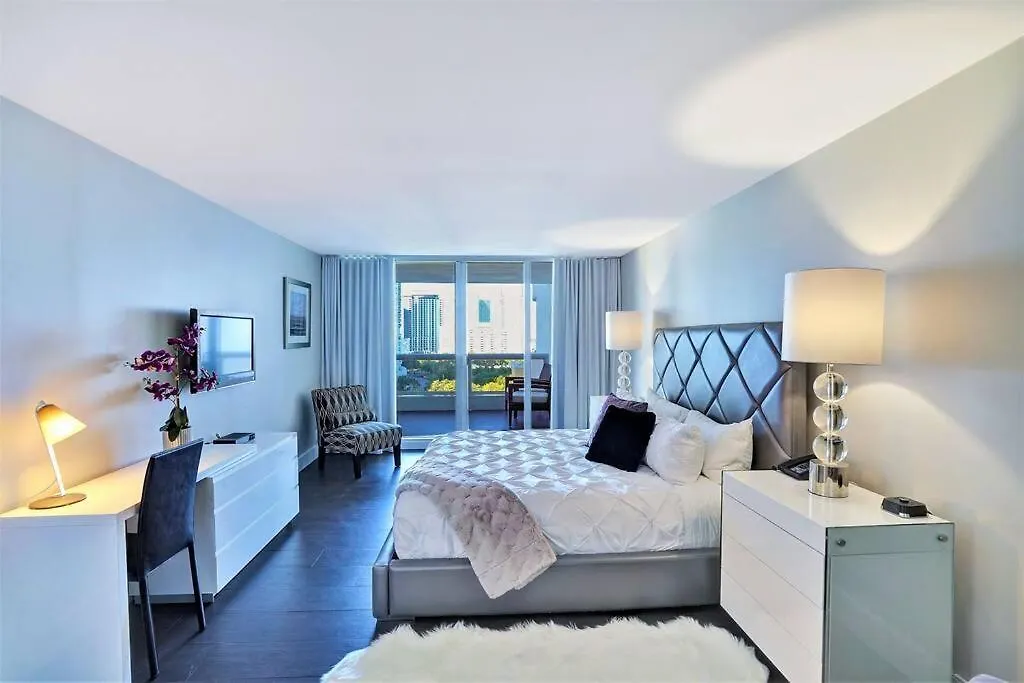 Vibes! Biscayne Bay Water And Park Views! מיאמי