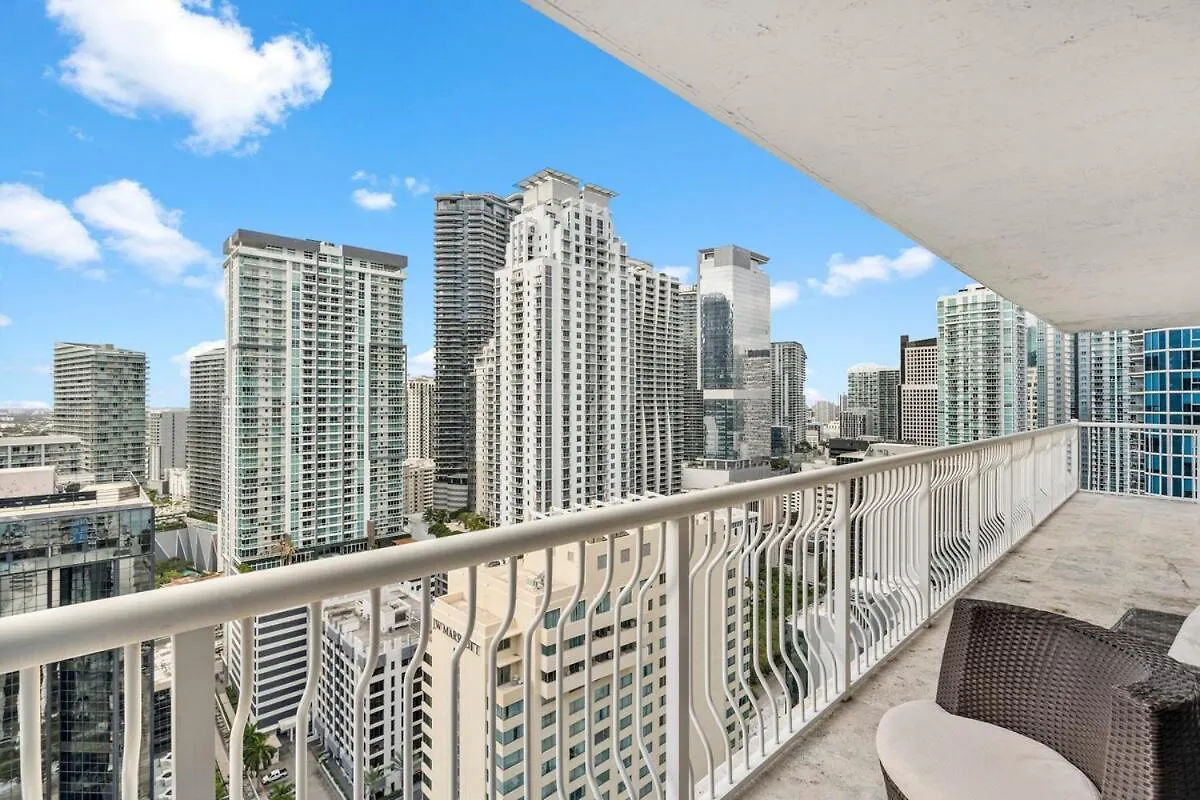 Stunning 3bedroom 34th Floor Brickell Free Parking *