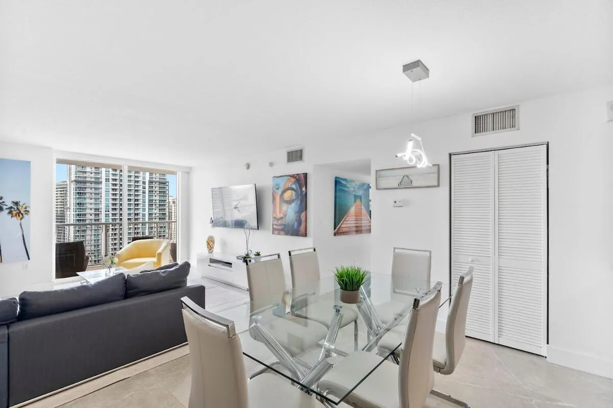 Stunning 3bedroom 34th Floor Brickell Free Parking Apartment Miami
