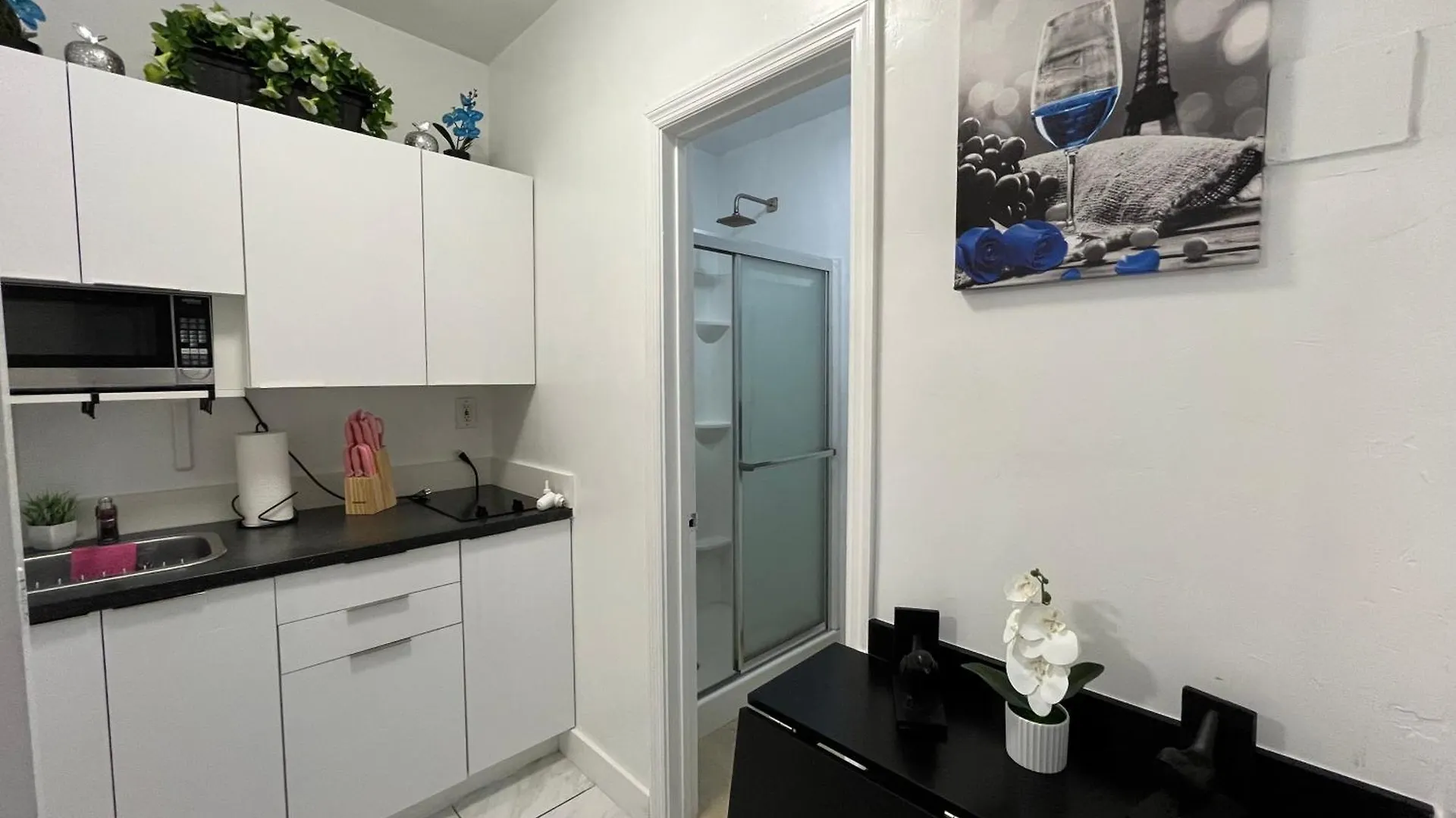 Guest W Free Parking At 7 Min To International Airport *