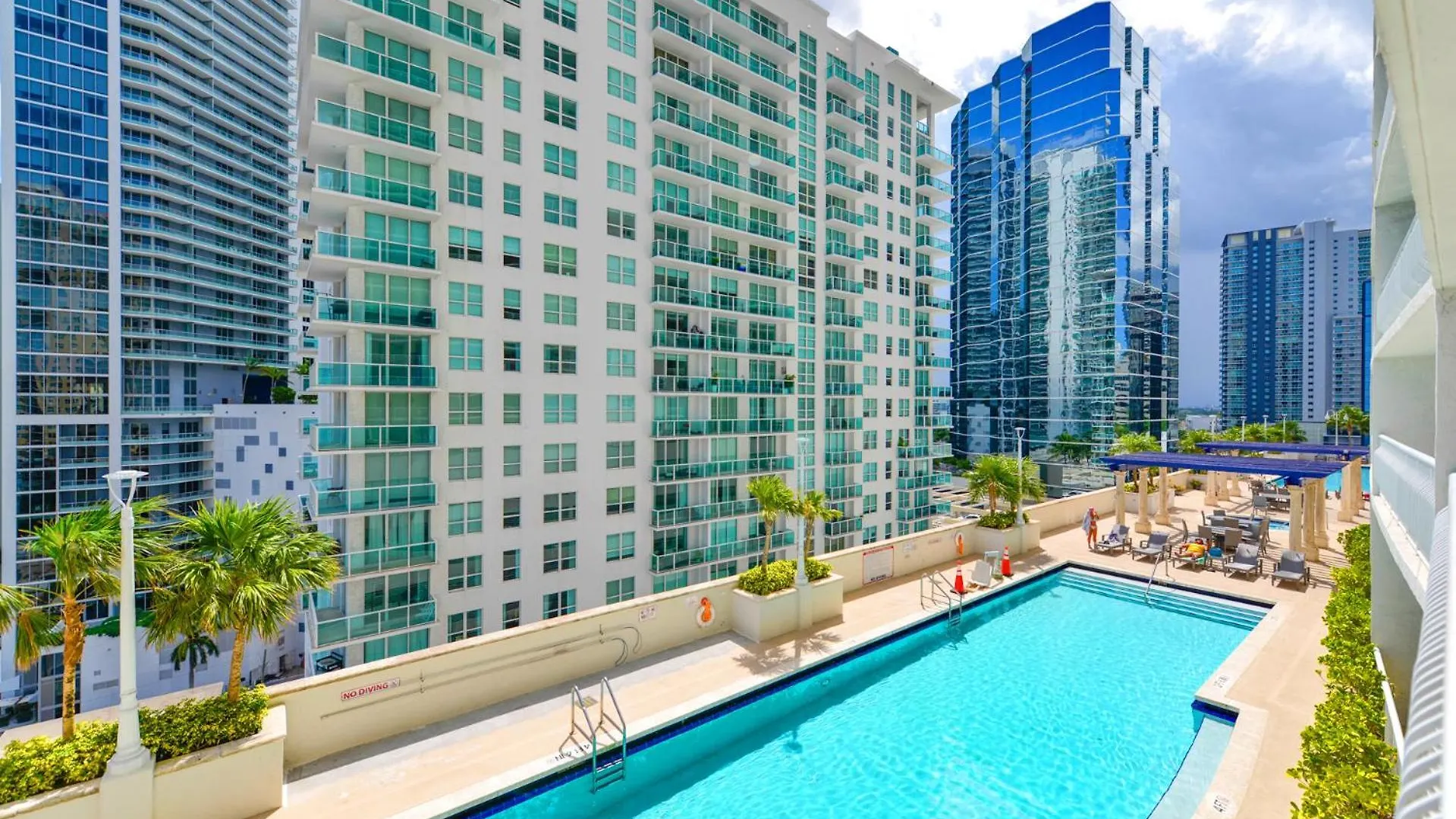 Sky High Living With Incredible Views Miami