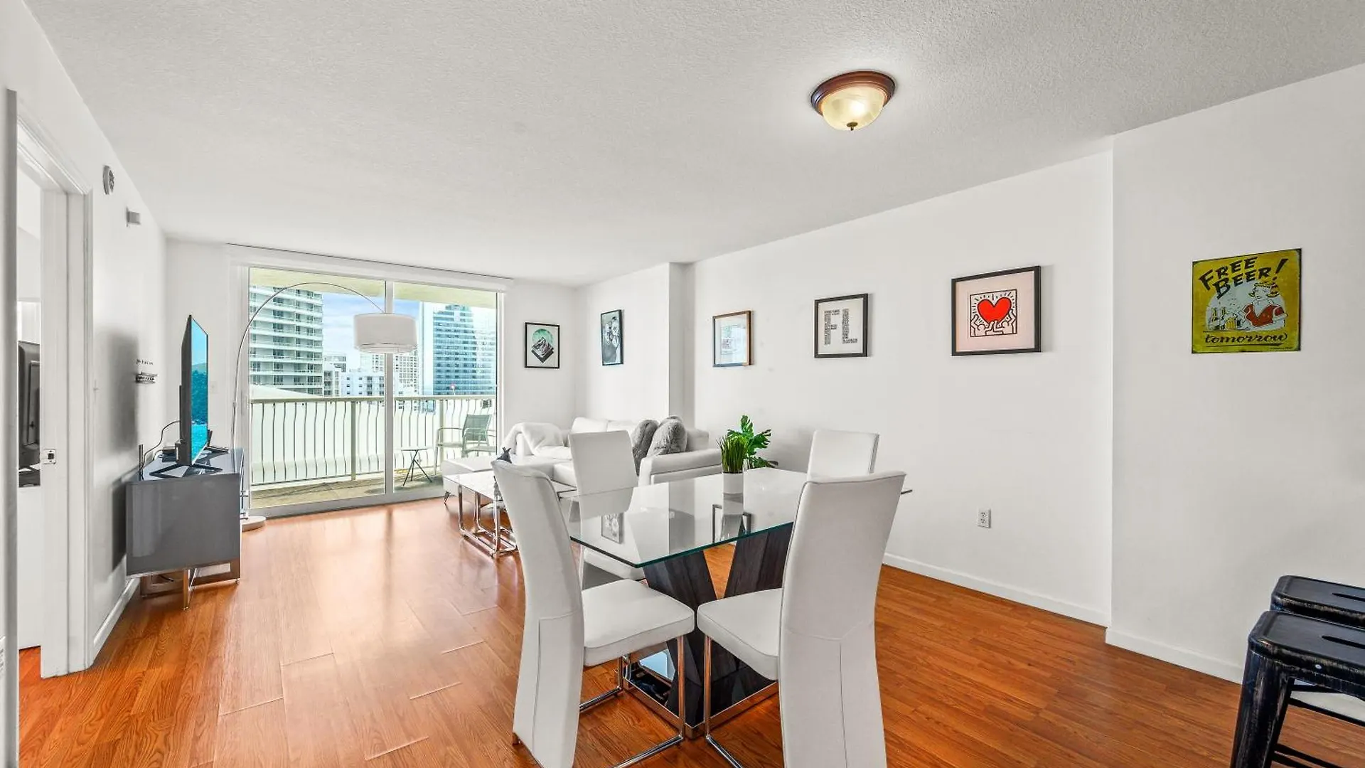 Sky High Living With Incredible Views