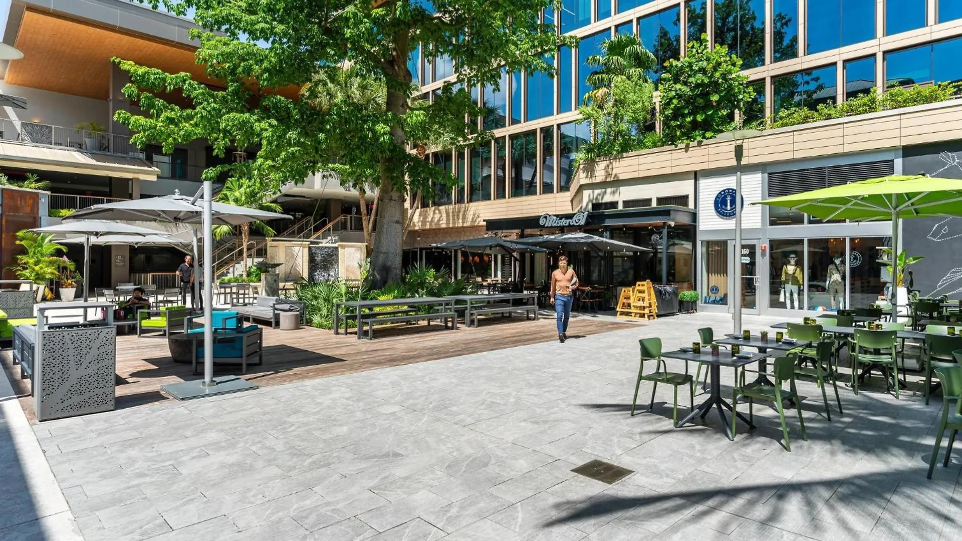 2 Bedroom Bay View Beauty In Coconut Grove- Parking For 2 Cars Included!