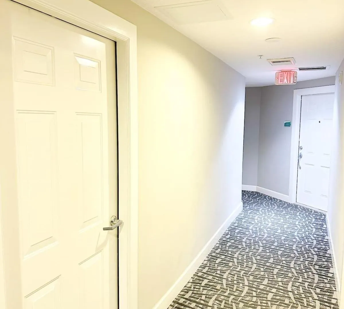 Stylish Brickell 2bd2br Pool Gym * Miami