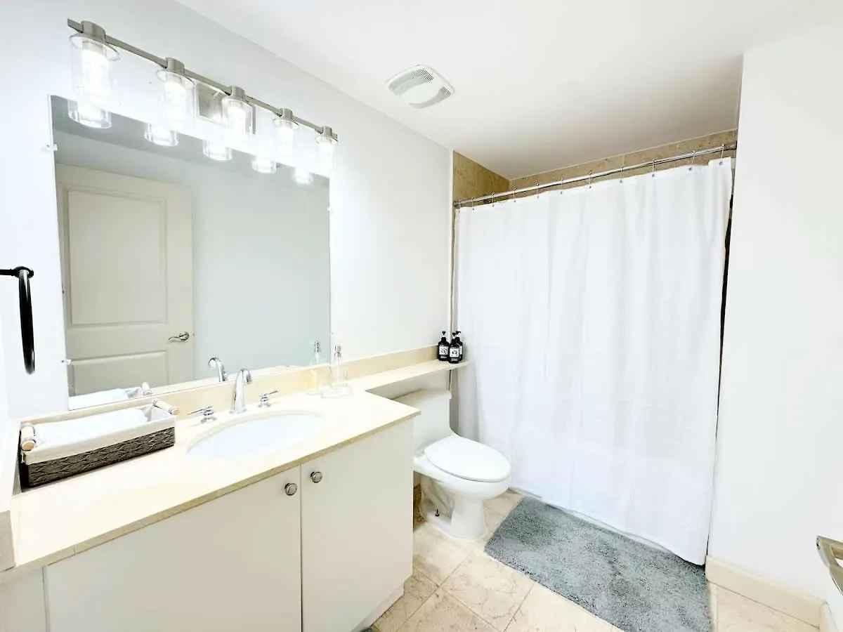 Stylish Brickell 2bd2br Pool Gym * Miami