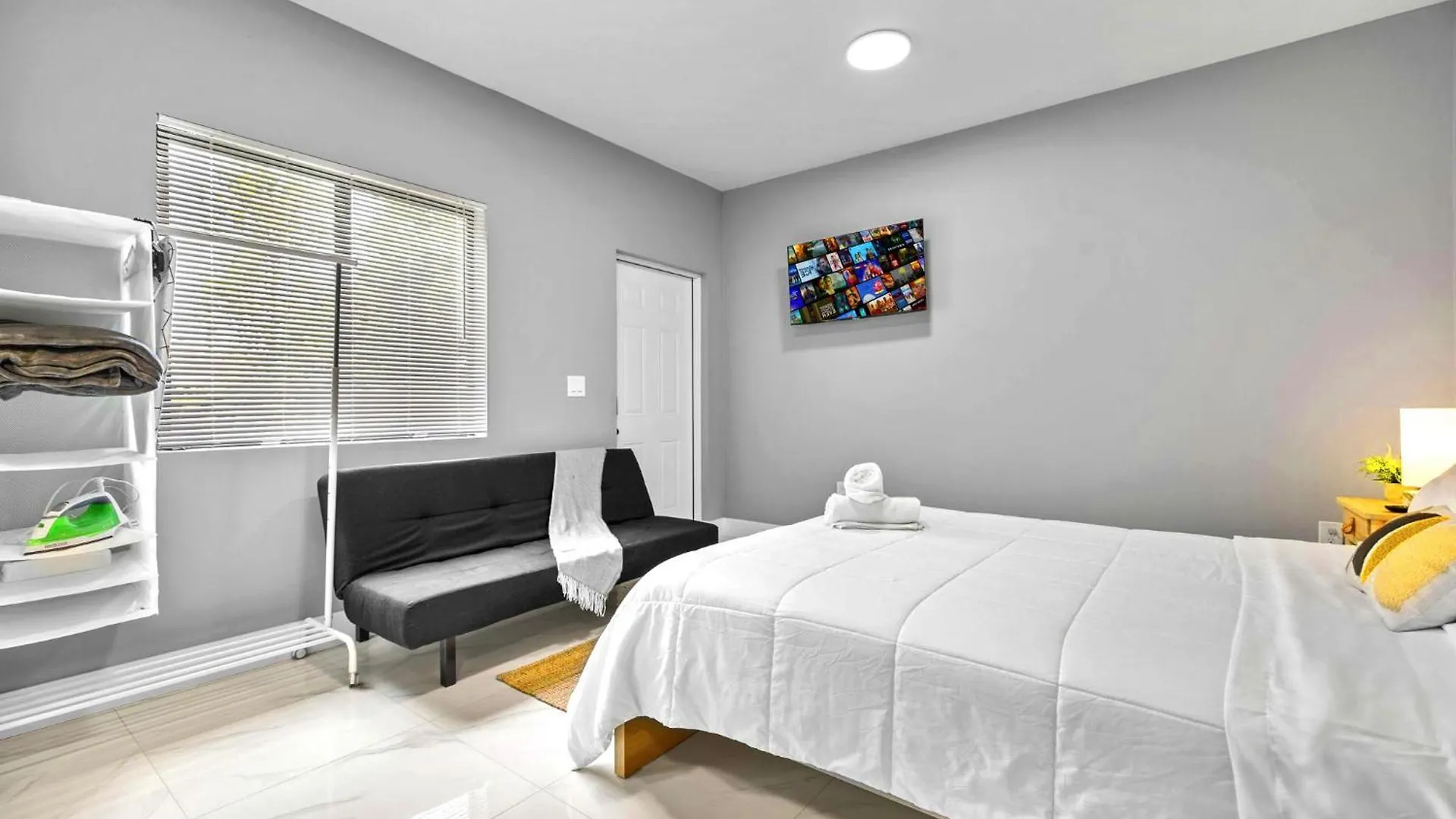 Apartmán Spacious W Parking Free *