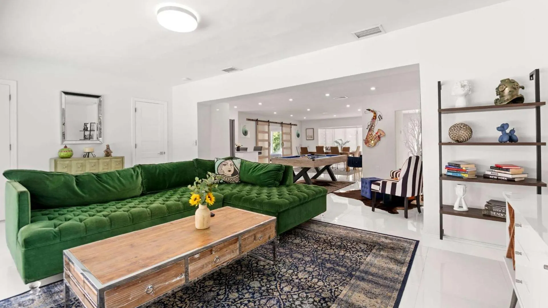Nyaraló Spacious Retreat Sleeps 12 Private Pool Fire Pit *