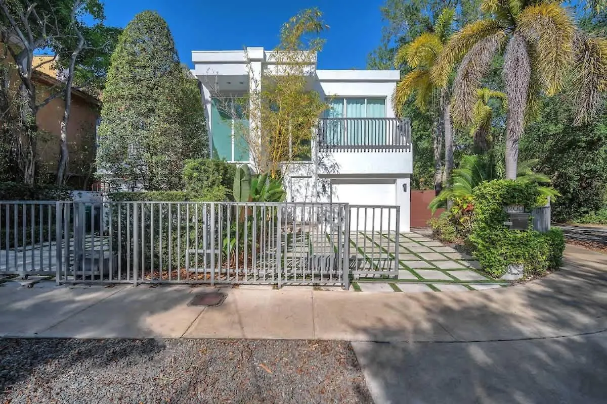 Grove Walk Manor 3br Oasis In The Grove Family בית נופש מיאמי