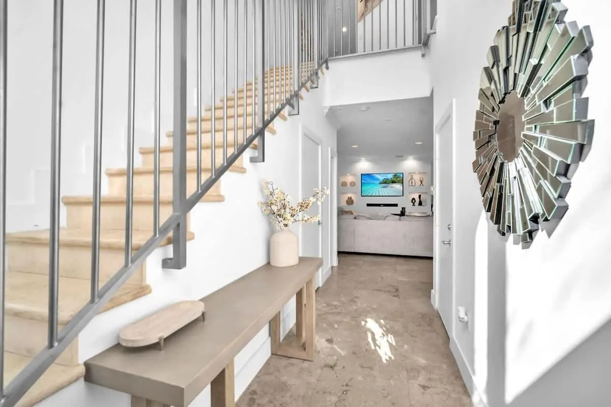 בית נופש Grove Walk Manor 3br Oasis In The Grove Family מיאמי