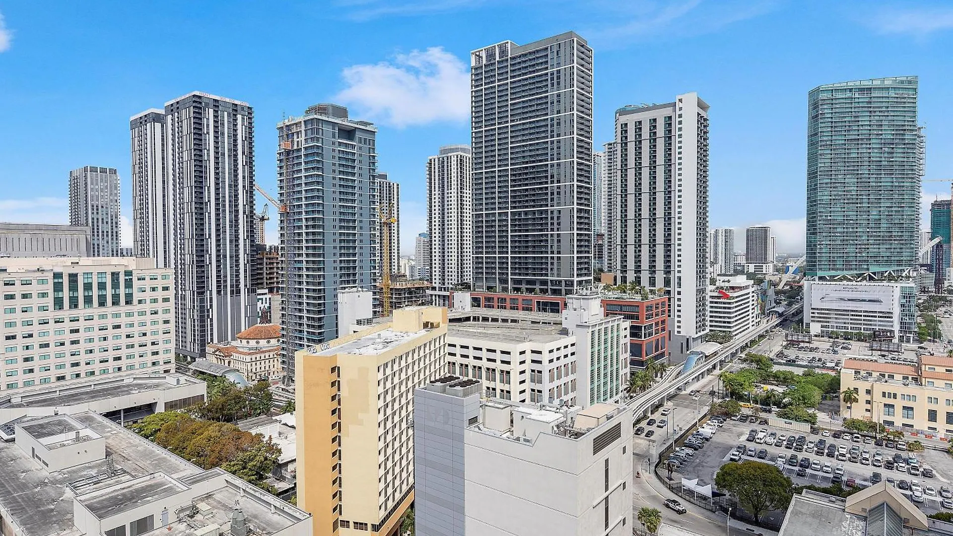 New! X Lounge V - High-rise With Rooftop Pool In Downtown Aparthotel Miami