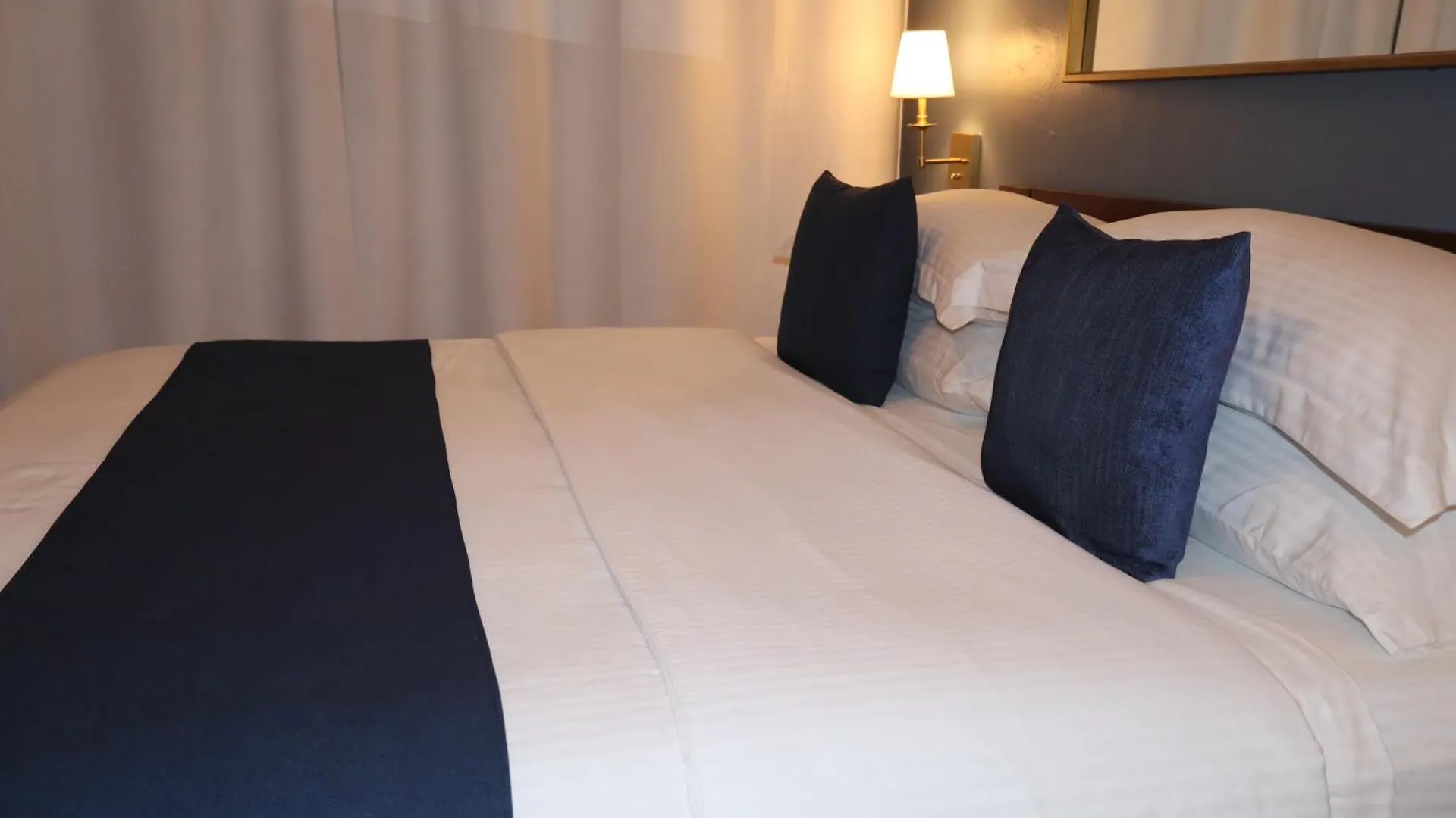 Tb By Downtown Hotel