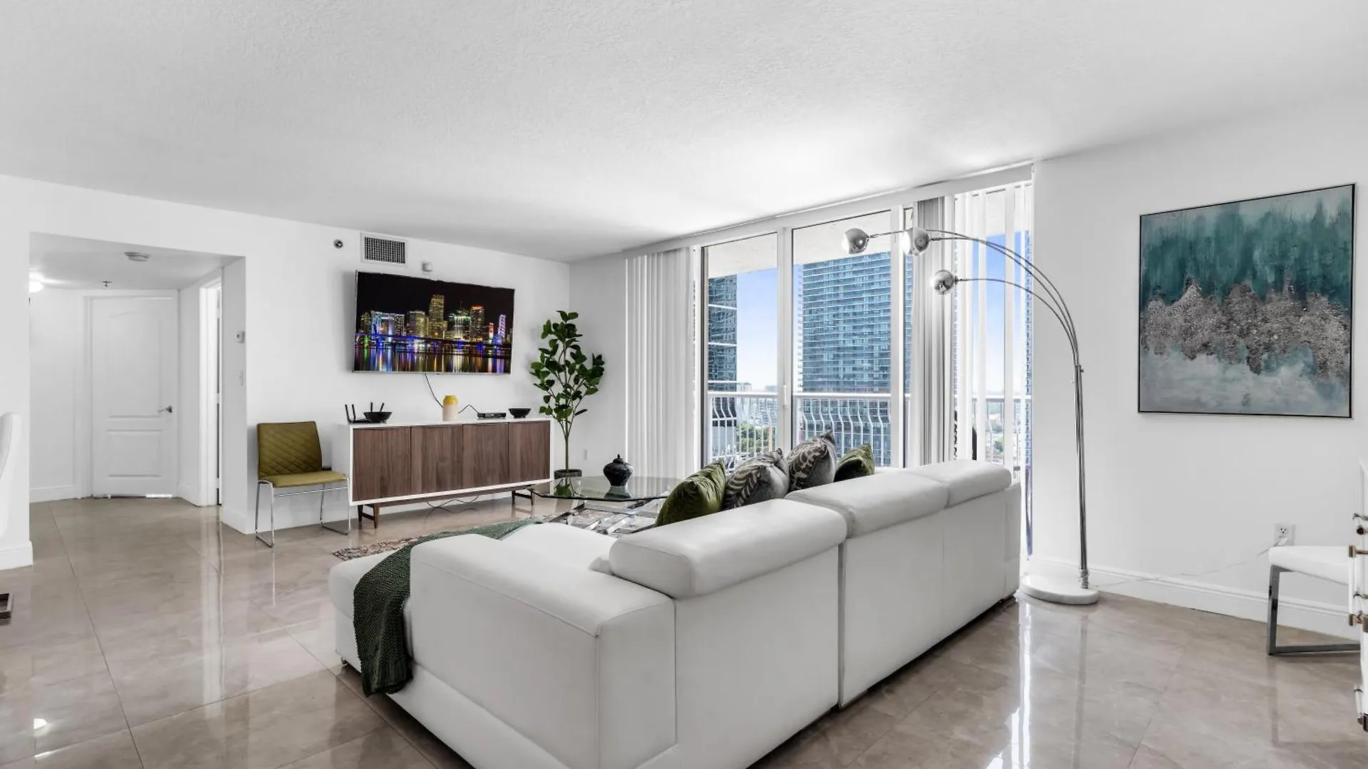 2 Bed With A Pool & Gym- Free Garage Parking Appartement Miami