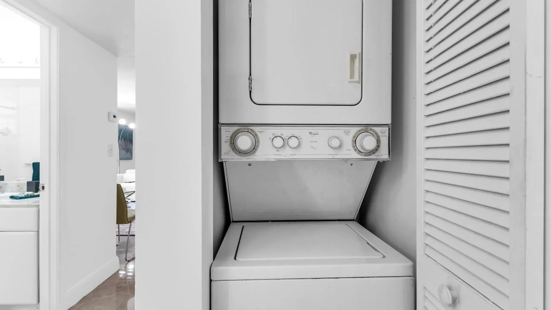 Appartement 2 Bed With A Pool & Gym- Free Garage Parking
