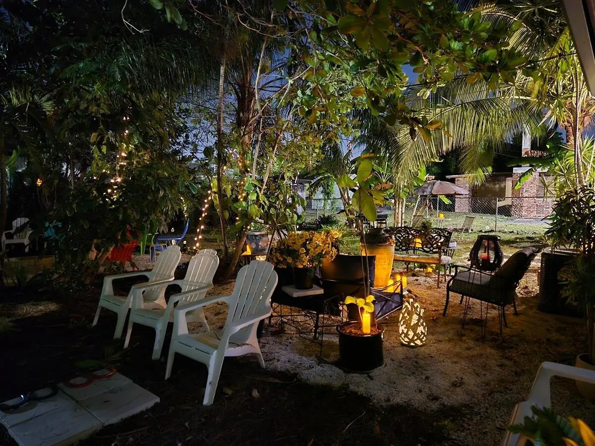 Enchanted Forest In Little Wynwood Ferienhaus