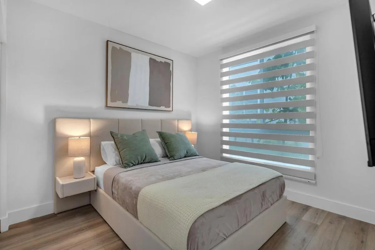 Brand New 2 Bed 2 Bath Apartmán