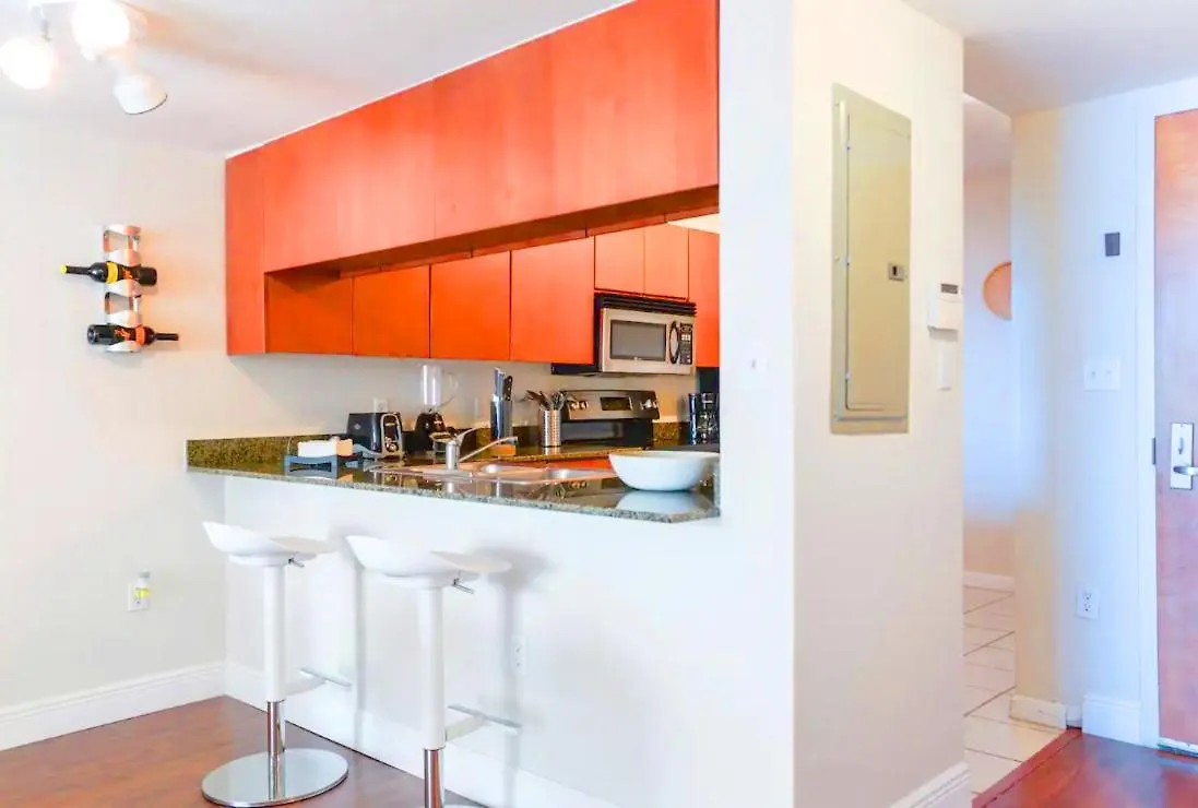 Luxury 2 Bedroom At Brickell With Pool Miami