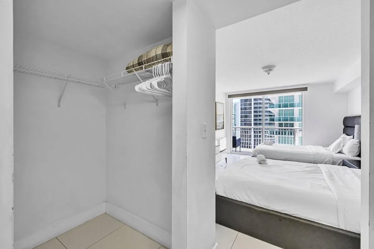 Spacious 1 Bed 1 Bth Brickell Ocean View Lägenhet *