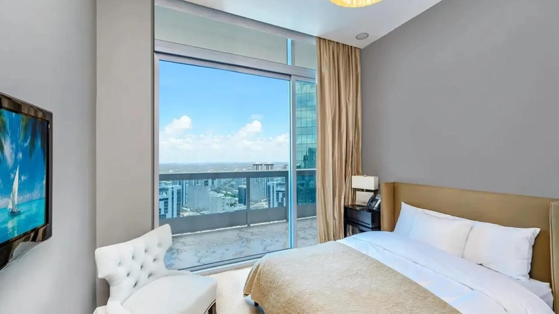 Apartment Penthouse With Bay Views In Downtown Miami