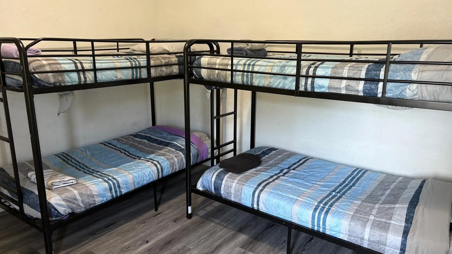 Coliving Shared House For Professionals *