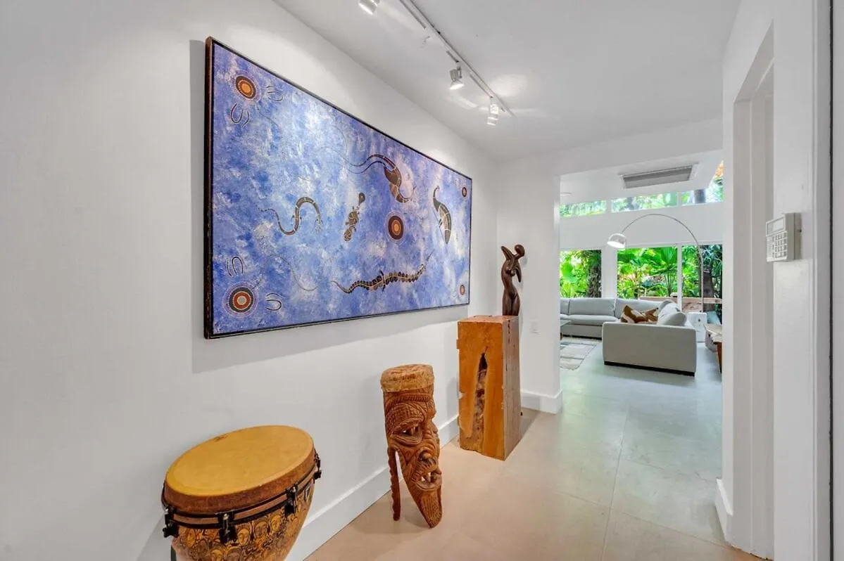 Wonderful Tropical Pool House Coconut Grove *