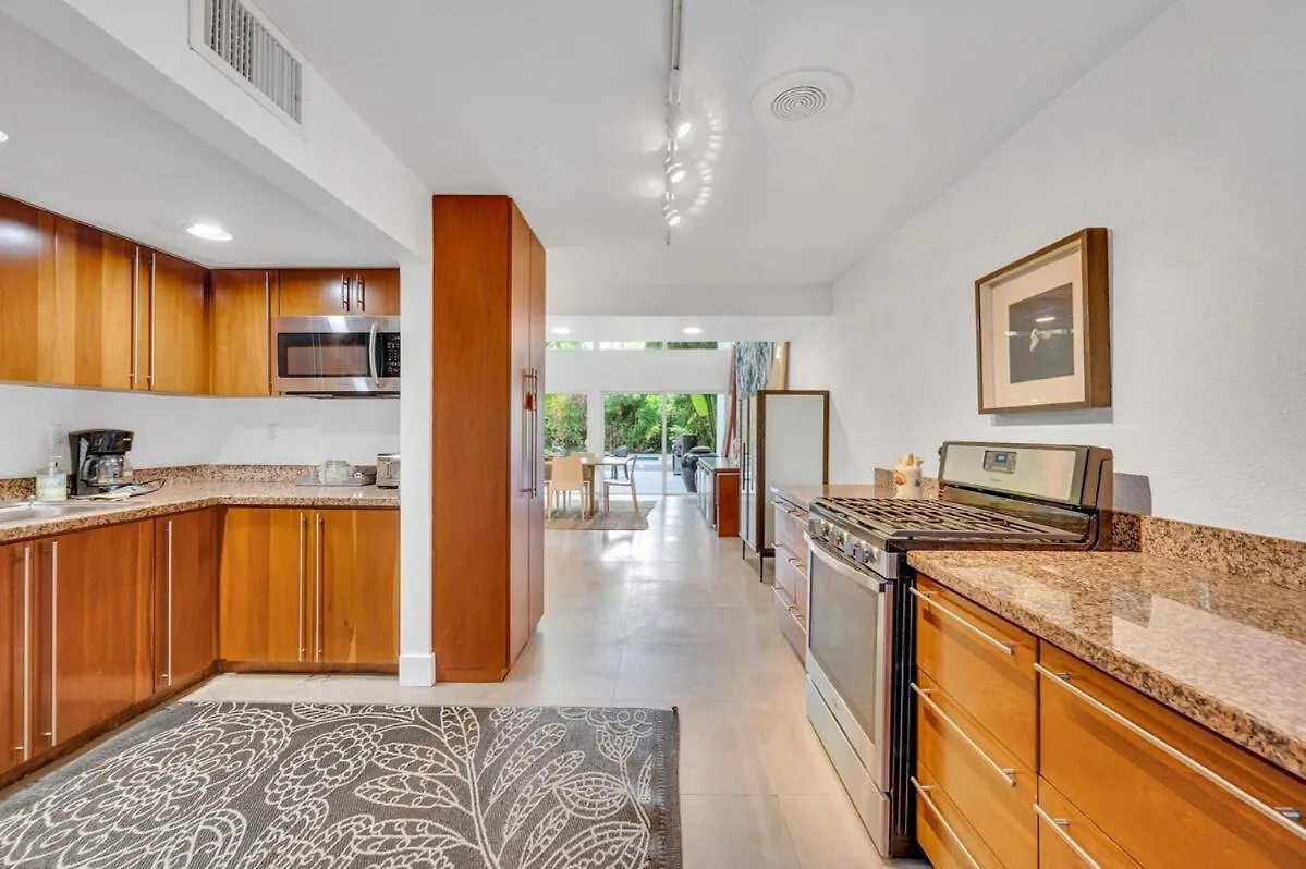 Vakantiehuis Wonderful Tropical Pool House Coconut Grove *