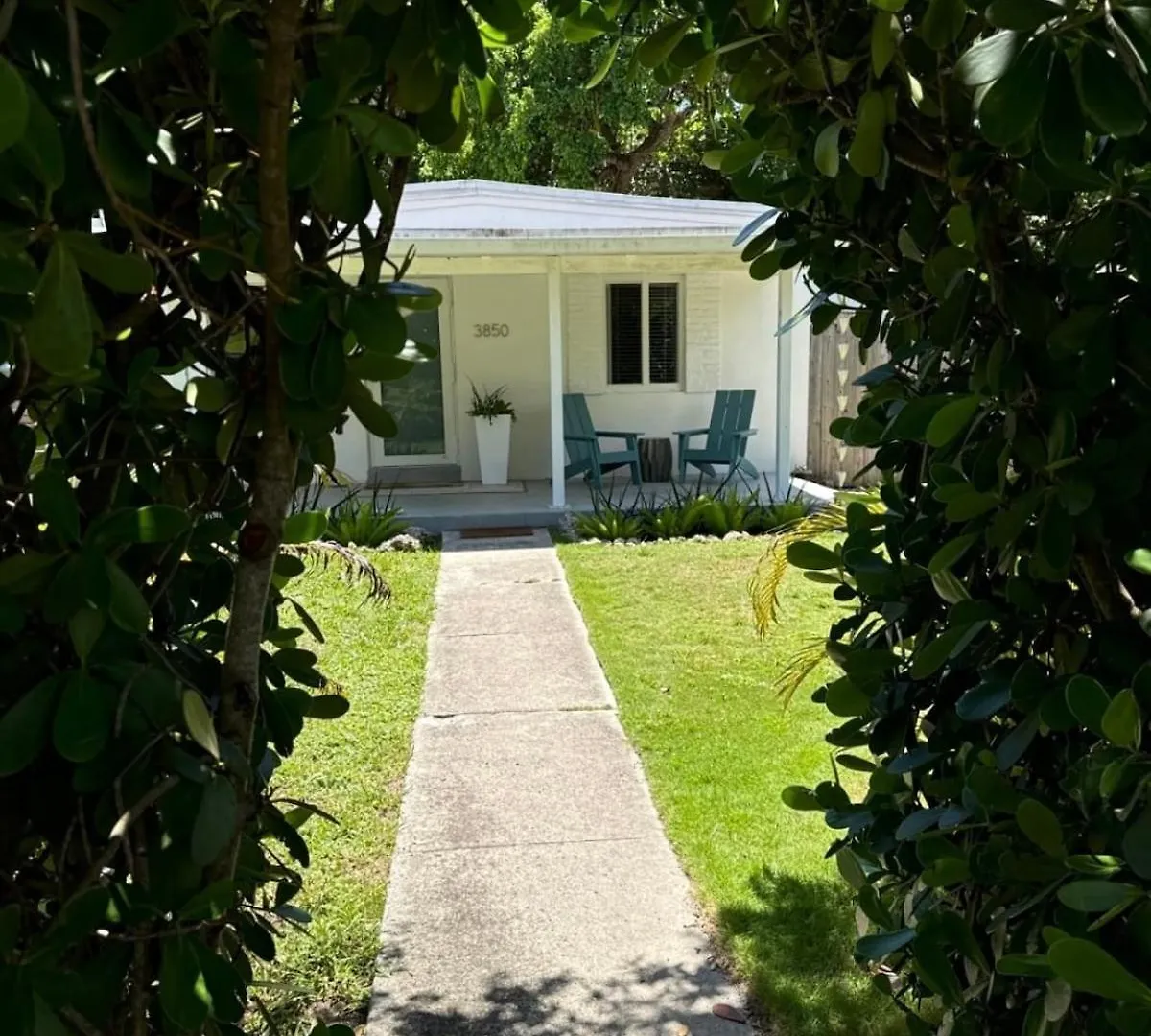Avocado House Miami