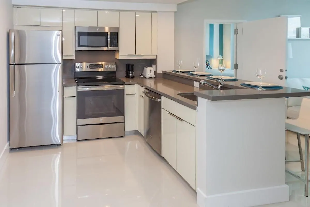 Mvr-your Wellness Oasis In Coconut Grove בית נופש *