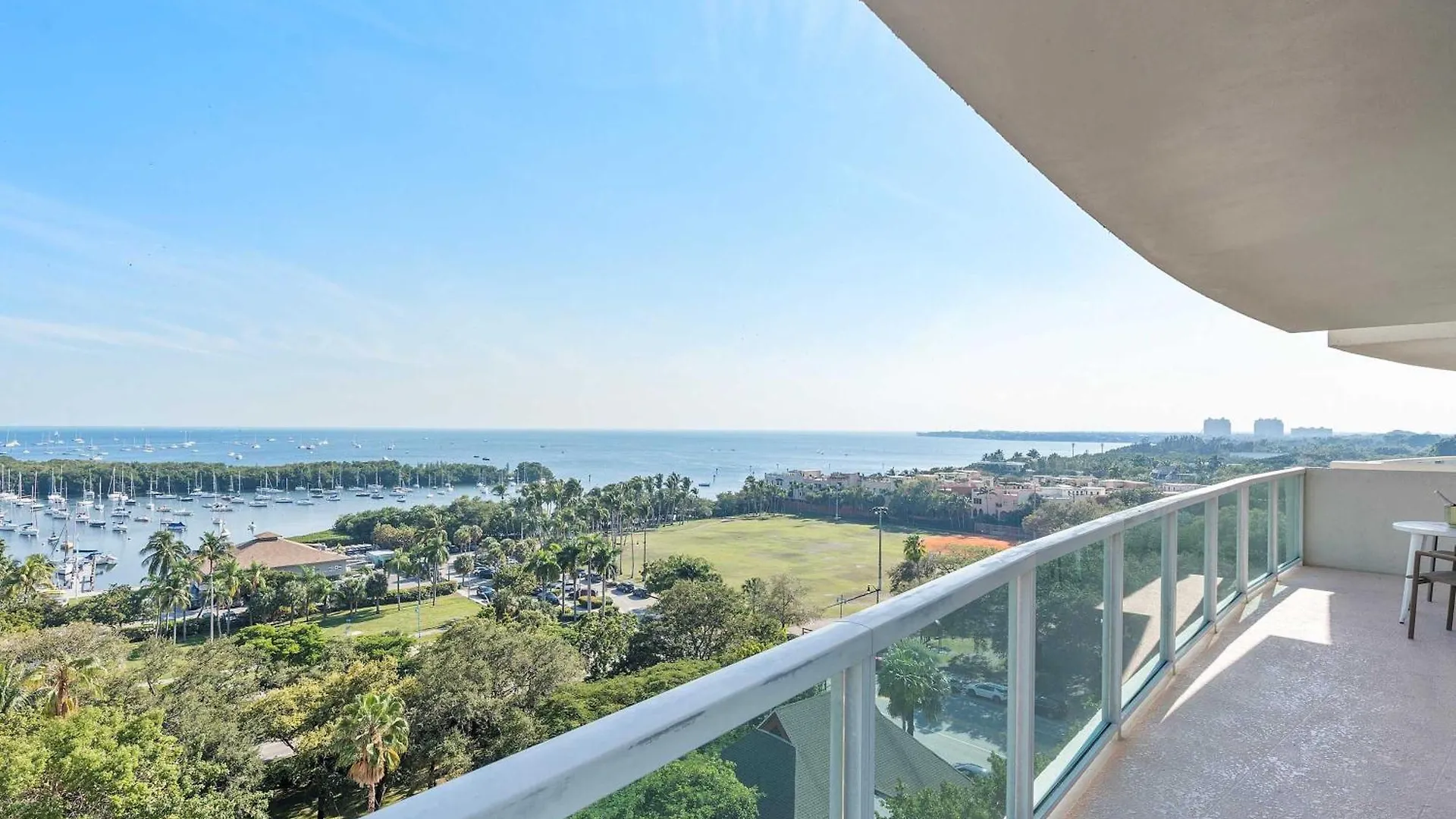 Appartement Mvr - Coconut Grove-s Oasis Of Comfort And Elegance *