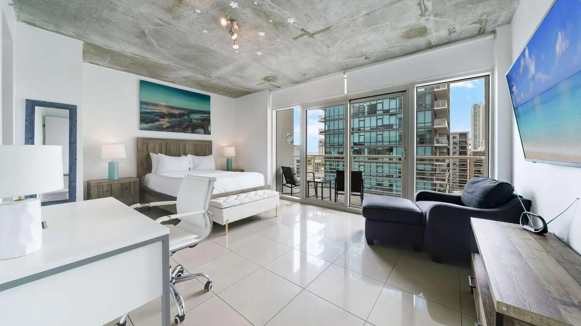 Midtown Muse -walkable Cozy Amenity Bldg W Parking Apartamento