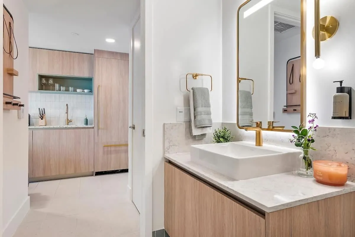 Mvr Skyline Luxury In Downtown