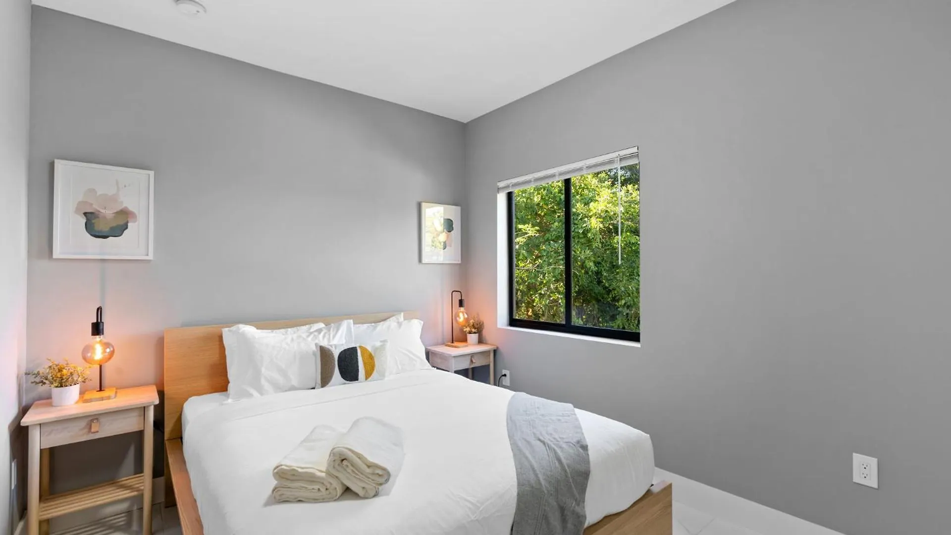 Amazing Townhouse W Free Parking * Miami
