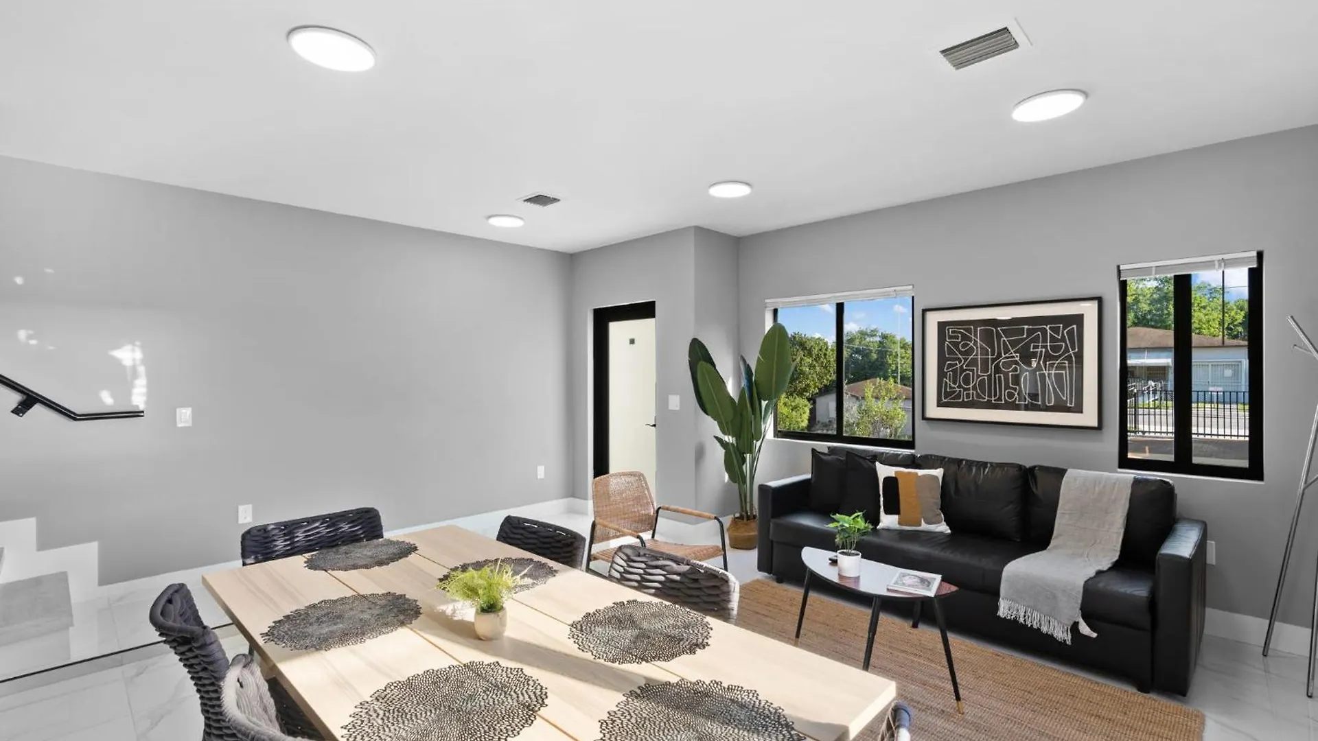 Amazing Townhouse W Free Parking Appartement *